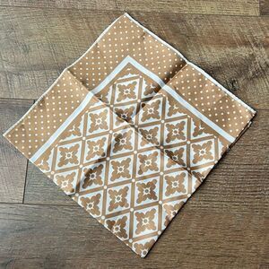 😊3/$30 Vintage Lady Heritage polyester scarf Japan